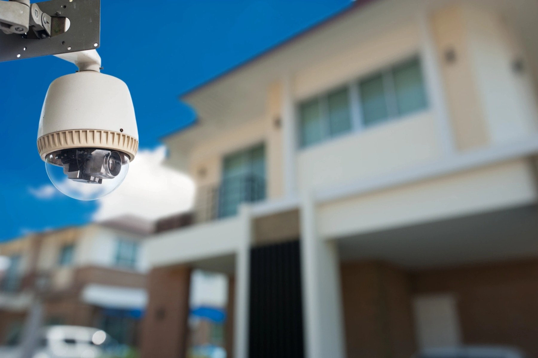Dome surveillance camera