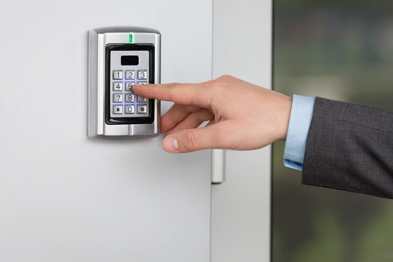 Electronic access control keypad